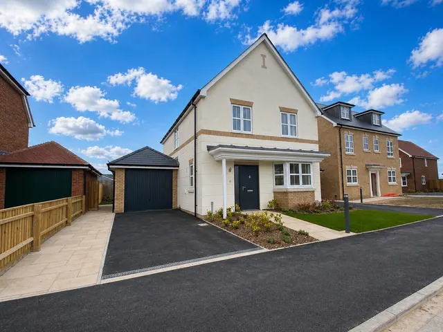 Devitt Drive, Crossways, Dorchester, photo 1