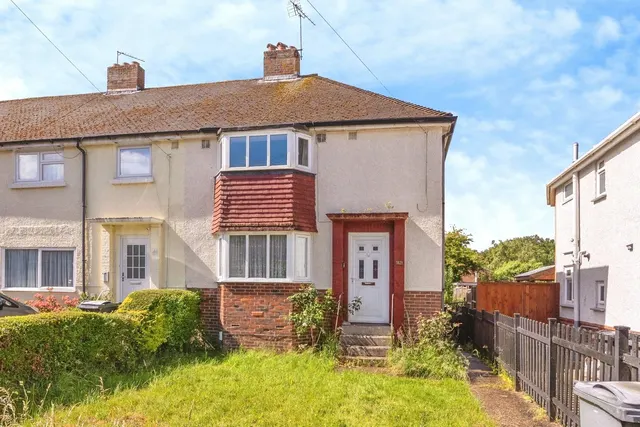 Padnell Avenue, Waterlooville, PO8, photo 1