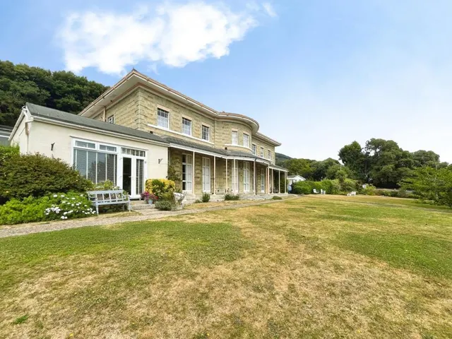Shore Road, Bonchurch, PO38, photo 3