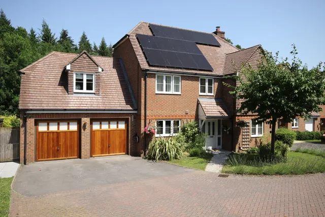 Handyside Place, Four Marks, GU34, photo 1