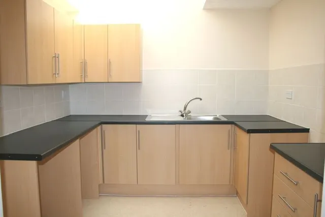 High Street, Shirehampton, BS11, photo 3