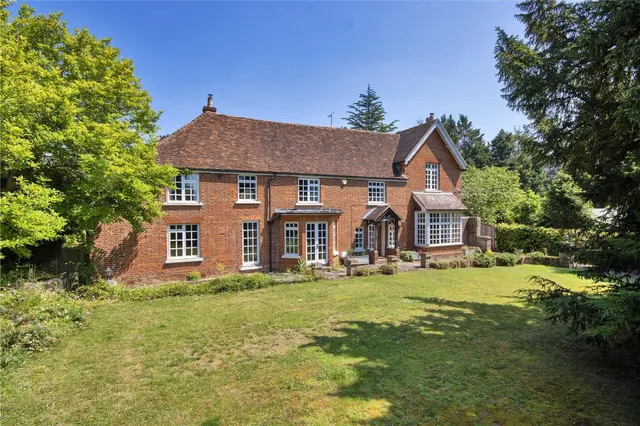 Redwall Lane, Hunton, ME15, photo 1