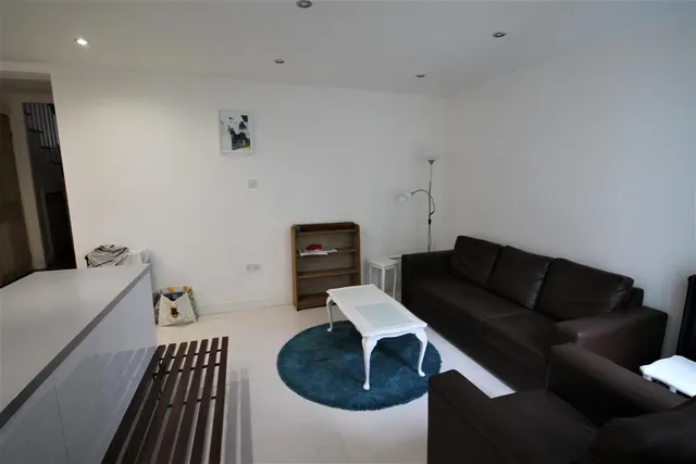 West Terrace, Durham, DH1, photo 2