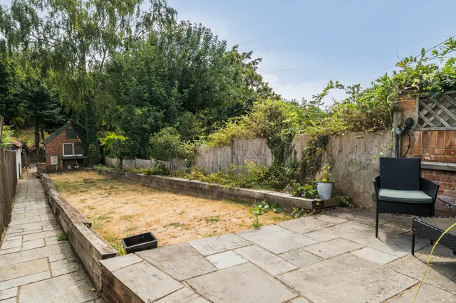 Photo 2 — Kings Lane, Cookham Dean, Maidenhead,...