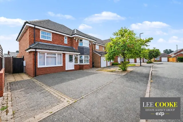 Southmead Way, Walsall, WS2, photo 1