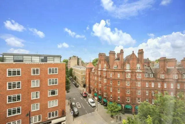 Lower Sloane Street, London, SW1W 8DD, photo 1