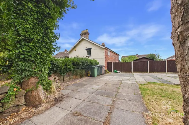 Photo 2 — Warrington Road, Rainhill, Merseyside, L35