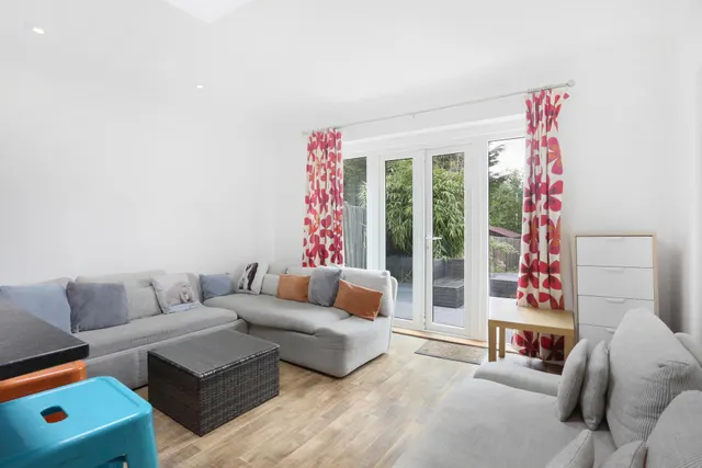 Weston Rd, Guildford, GU2, photo 3