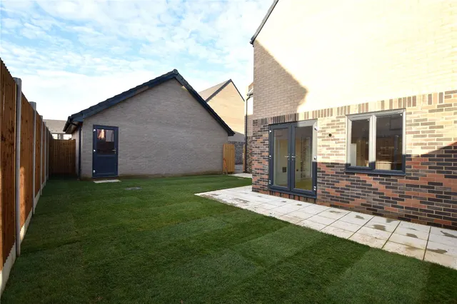 Fleet Road, Laureate Fields, IP11, photo 3