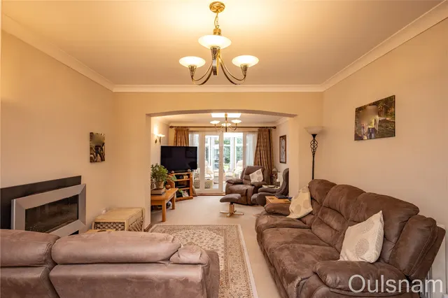 Photo 3 — Stourbridge Road, Fairfield, Bromsgrove, Worcestershire, B61 9LR