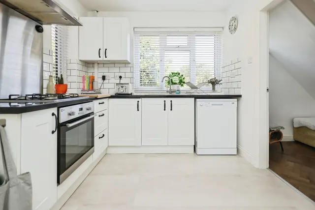 Bramble Close, Northfield, B31, photo 2