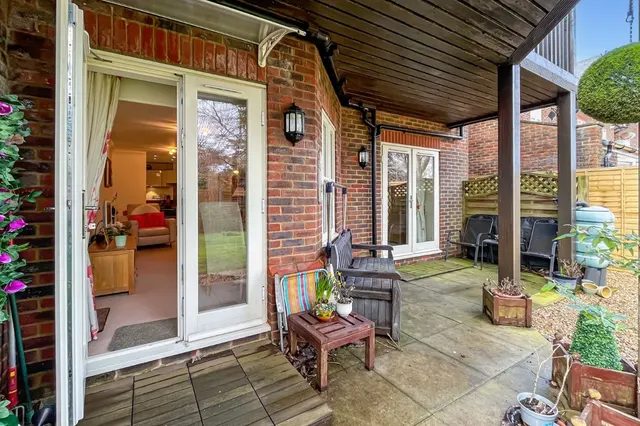 East Preston, Littlehampton, BN16, photo 3