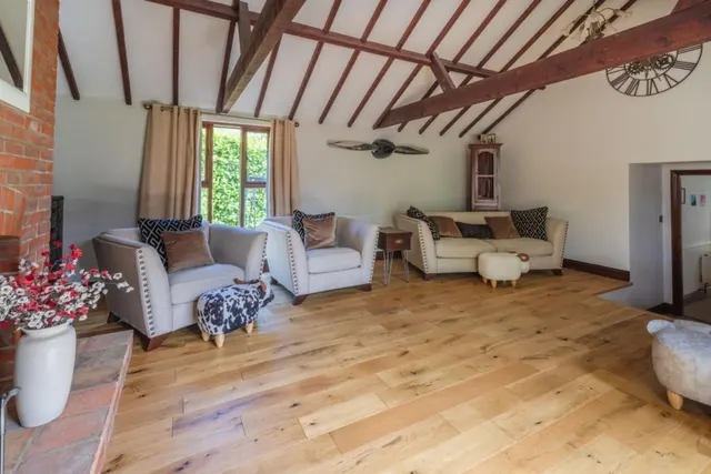 Staithe Road, Beccles, NR34, photo 3