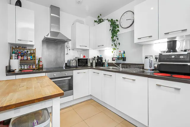 Juniper Drive, London, SW18, photo 3