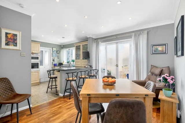 Westover Road, Sheffield, S10, photo 1