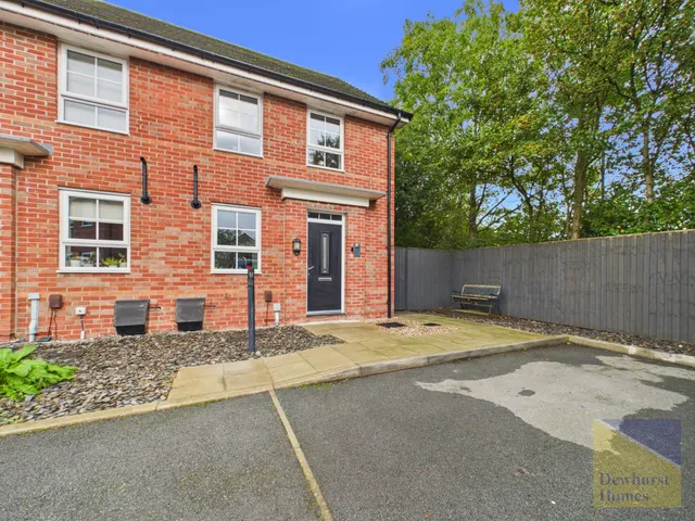 Crompton Close, Garstang, PR3, photo 1