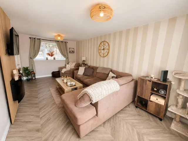 Photo 2 — Chaucer Avenue, Radcliffe, Manchester, M26 3QS