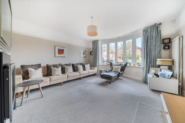 Photo 2 — Laburnum Grove, Chichester, PO19