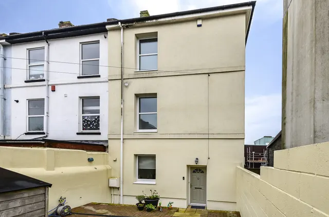Cambridge Road, Plymouth, Devon, PL2