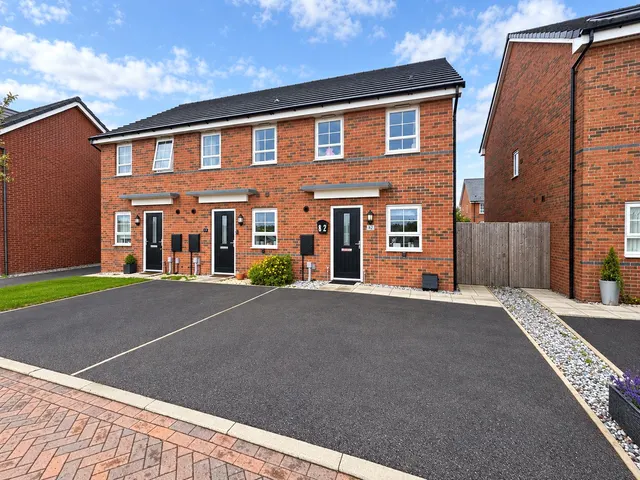 Marmot Road, Formby, L37, photo 1