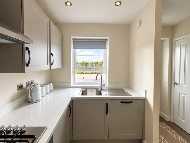 Marmot Road, Formby, L37, photo 3