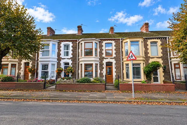 Devonshire Place, Port Talbot, SA13, photo 1