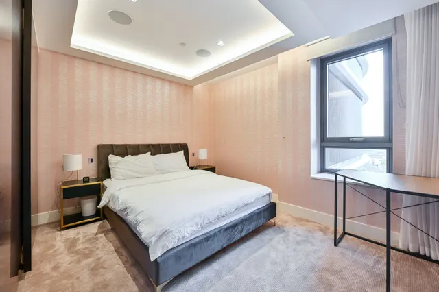 Photo 3 — Apartment 65, The Corniche, 23 Albert Embankment, London