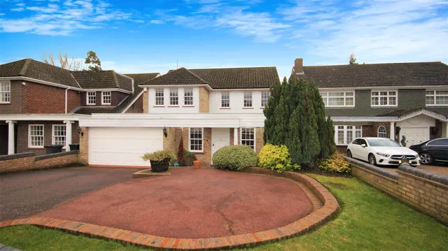 Great Owl Road, Chigwell, photo 1