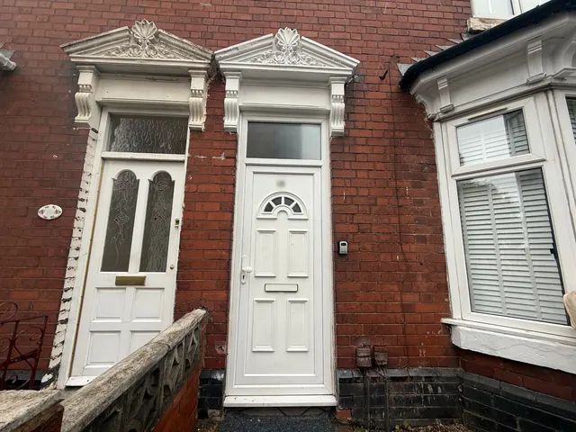 Hallam Street, West Bromwich, B71, photo 1