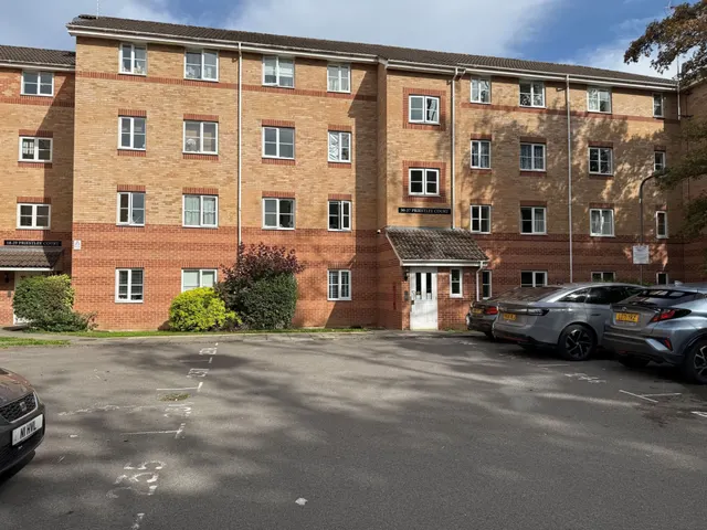 Priestley Court, Princes Gate, HP13, photo 1