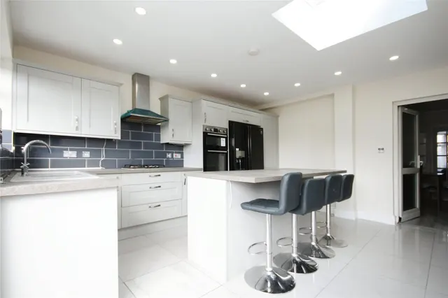 Reede Road, Dagenham, RM10, photo 2