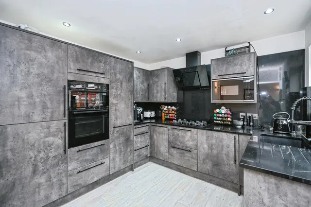 Thelwall New Road, Grappenhall, WA4, photo 2