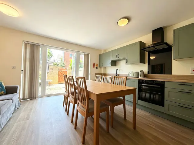 Richmond Court, Exeter, photo 3