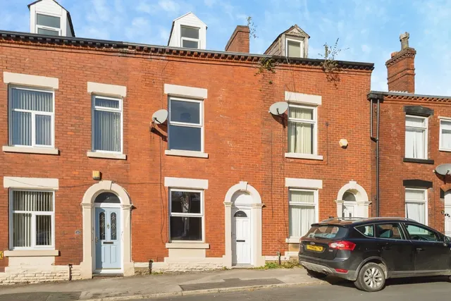 Hamilton Street, Stalybridge, SK15, photo 2
