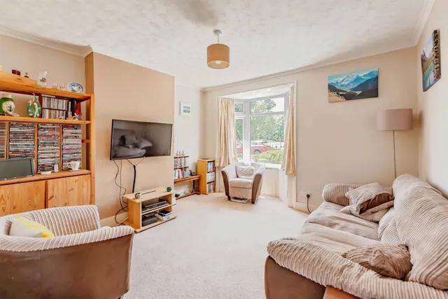 Common Road, Redhill, photo 1