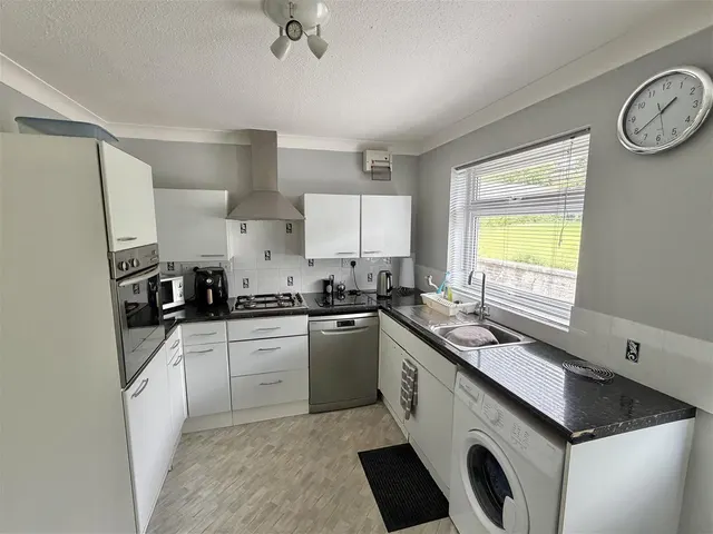 Photo 3 — Florida Fields, Castle Cary BA7 7DL