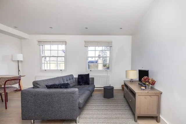 Kennington Road, London, SE11, photo 3