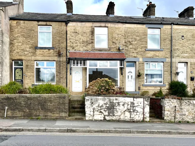 Darwen Road, Bromley Cross, Bolton, BL7, photo 1