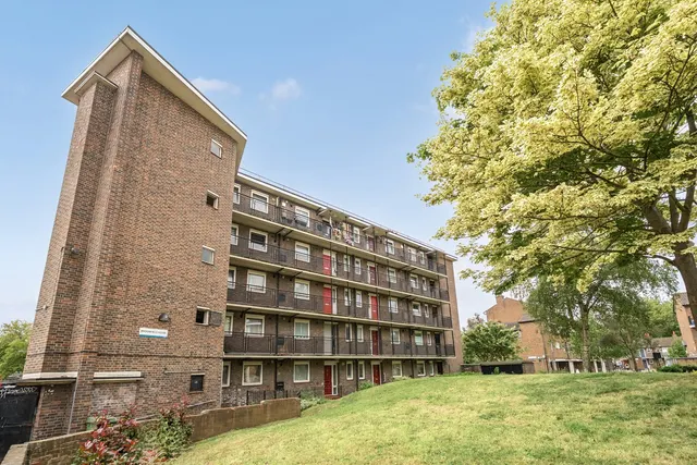 Massinger Street, SE17, photo 1