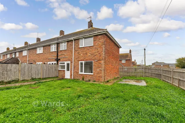 Queensway, Lydd, TN29, photo 2