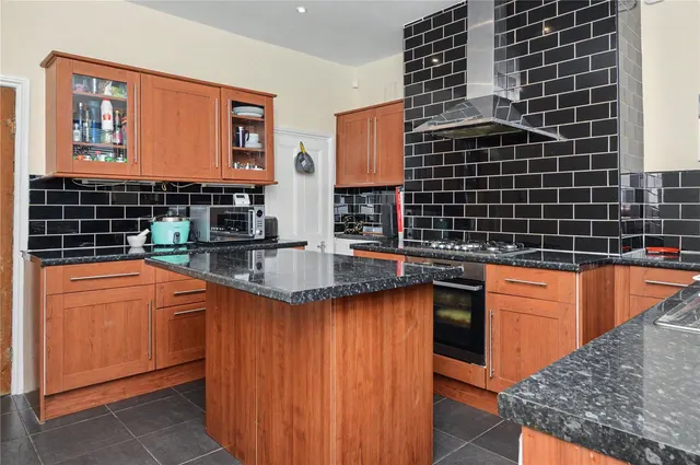 Spibey Lane, Rothwell, LS26, photo 3