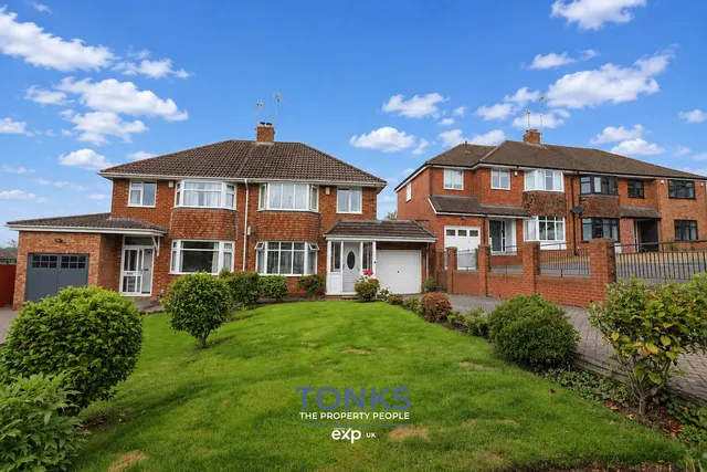 Lavinia Road, Halesowen, B62, photo 1