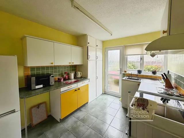 Grasmere Avenue, Ryde, PO33, photo 3