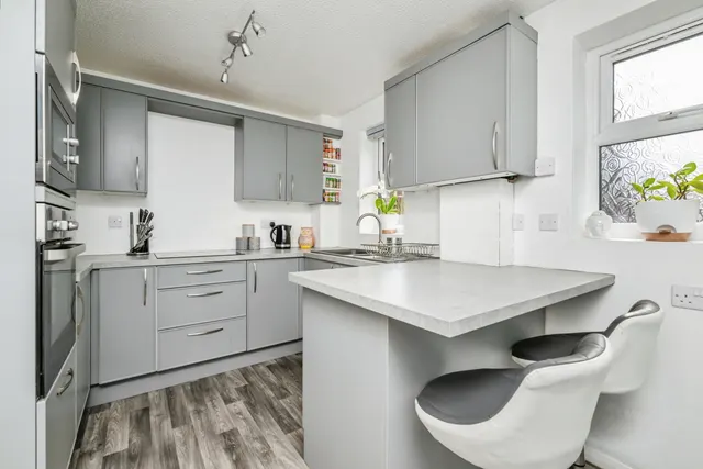 Sandringham Close, Spalding, PE12, photo 1