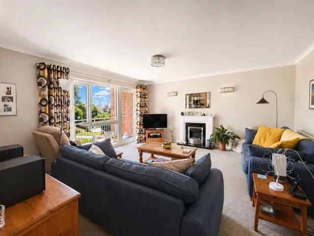White Hill Drive, Bexhill on Sea, photo 2
