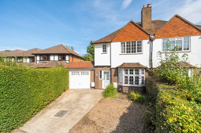 Sandy Lane, Woking, GU22, photo 1