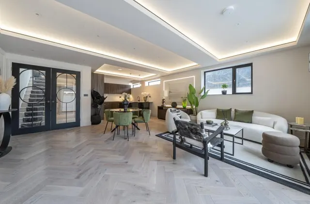 Bromyard Avenue, London, W3, photo 3