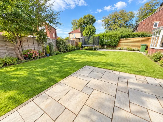 Clovelly Road, Offerton, SK2, photo 3