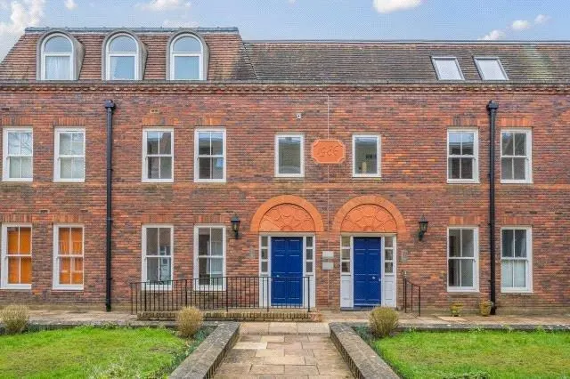 Oxford Road, Aylesbury, HP19