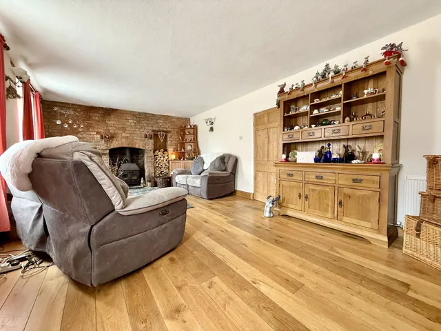 Alkerton, Eastington, GL10, photo 2